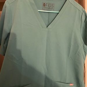 Marine Figs Casma Scrub Top